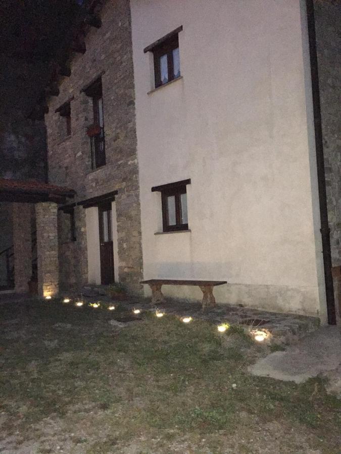 לינה וארוחת בוקר Millesimo Residenza Cima Le Vigne מראה חיצוני תמונה